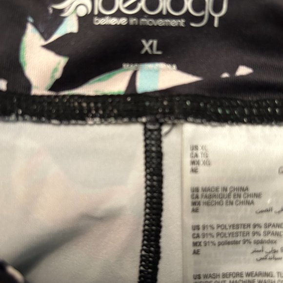 IDEOLOGY BLACK FLORAL GIRL LEGGINGS BEST OFFER EXCEPTED - Picture 6 of 6